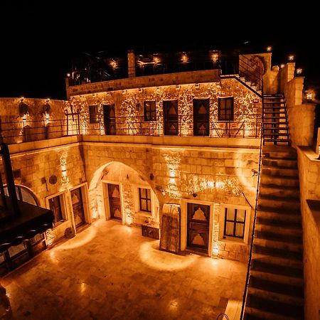 לינה וארוחת בוקר אורגופ Vanessa Cave House מראה חיצוני תמונה