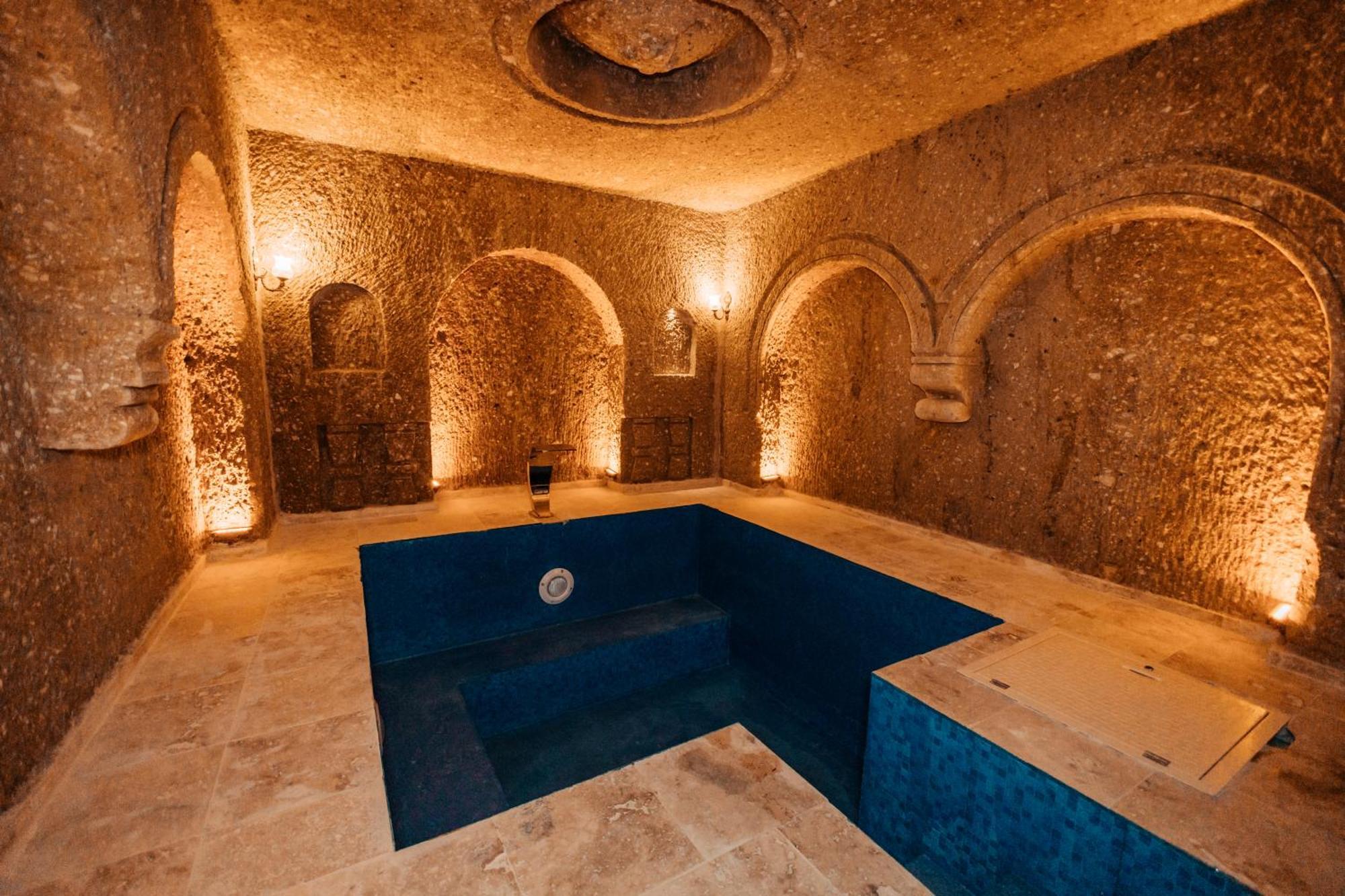 לינה וארוחת בוקר אורגופ Vanessa Cave House מראה חיצוני תמונה